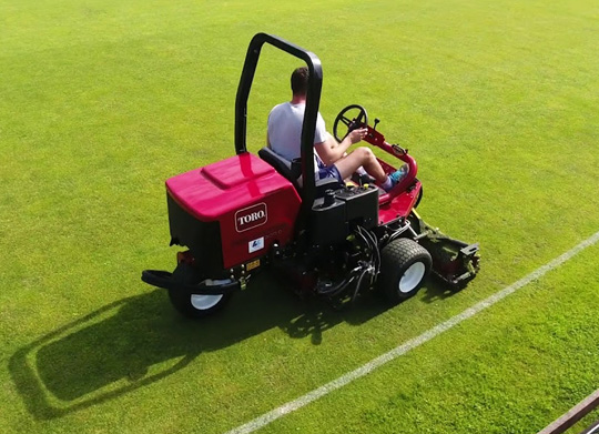 toro-reel-mowers-3100-at-sports-ground-management-in-india