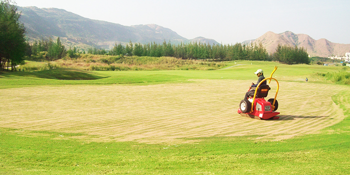 toro-golf-course-operation-and-maintenance