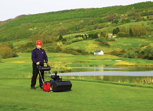 toro-greens-mowers-at-sports-ground-management-in-india
