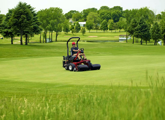 toro-greens-master-3150-at-sports-ground-management-in-india