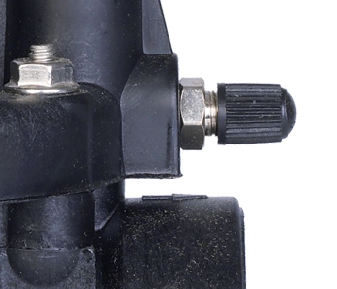 toro-valves-schrader-valve-pre-installed