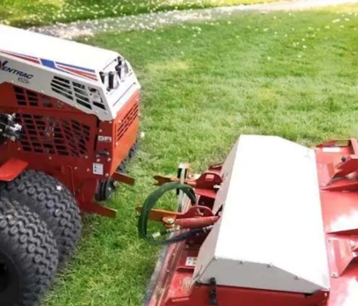ventrac-compact-tractors-quick-connect-out-front-attachment